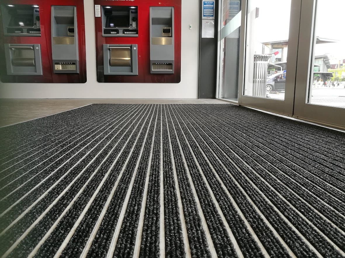 Westpac Bank, Albany - Gallery Image 1
